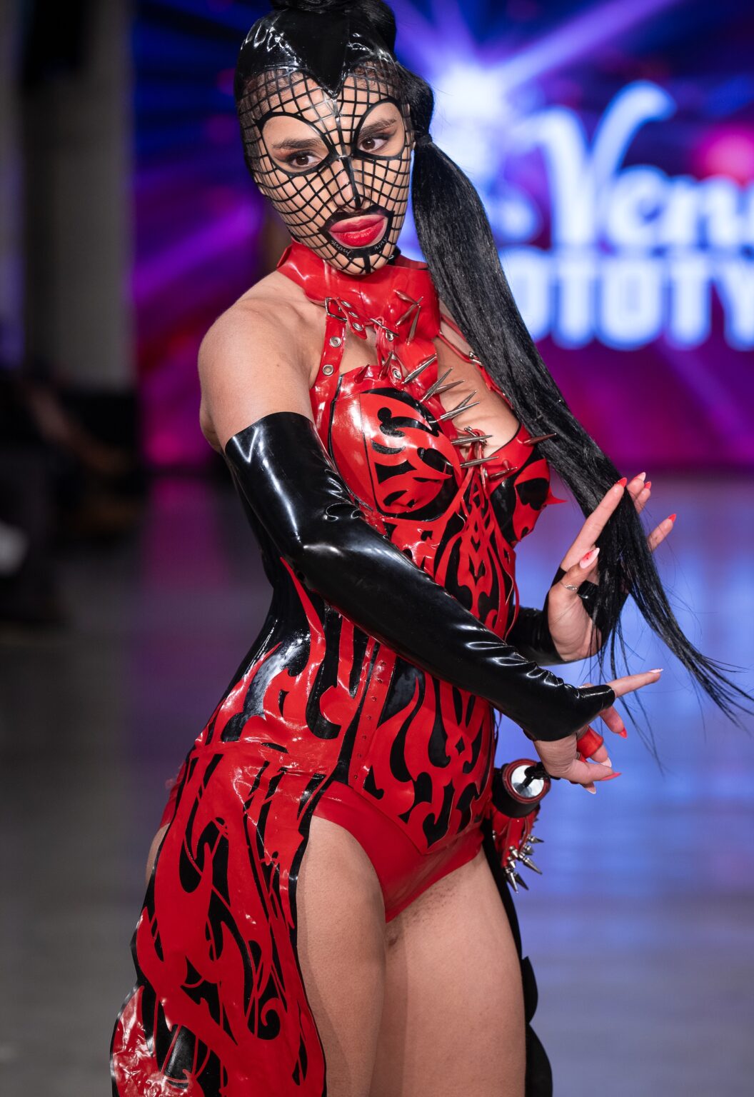 LOS ANGELES, CALIFORNIA - OCTOBER 18: A model walks the runway at the Venus Prototype show during Los Angeles Fashion Week Powered By Art Hearts Fashion at The New Mart on October 18, 2025 in Los Angeles, California. (Photo by Mark Gunter/Getty Images for Art Hearts Fashion)